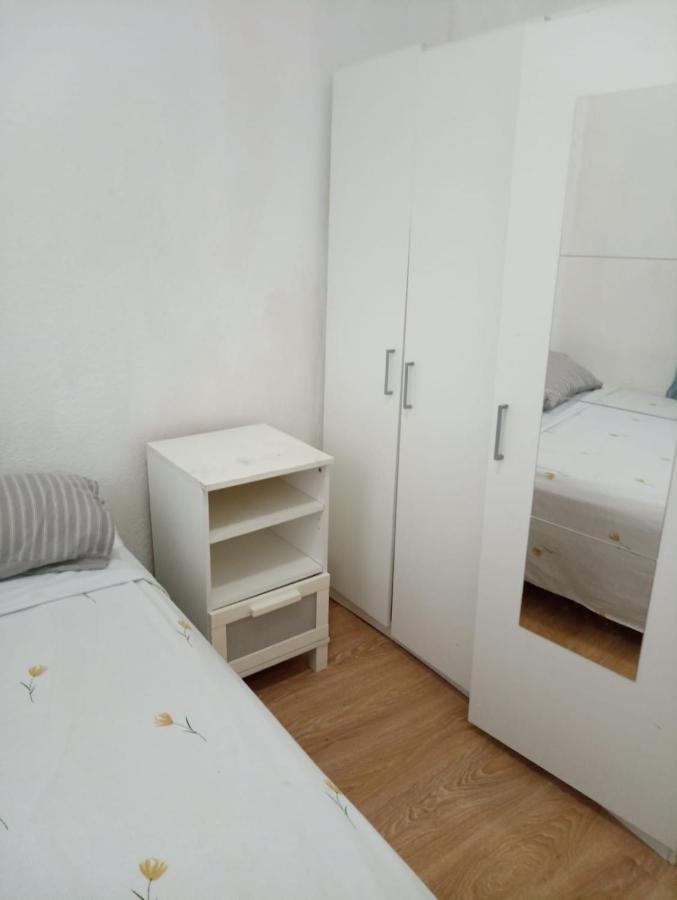 Apartamento En Francos Rodriguez, Junto A Bravo Murillo Apartment Madrid Exterior photo